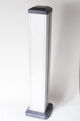 Фотография товара 'Spl 400001 Колонна алюминиевая 660 мм, двухсторонняя, на 16 постов (45х45)'