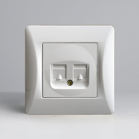 Фотография товара 'Spl 201304 Суппорт информационной розетки под Keystone на 1, 2 порта'